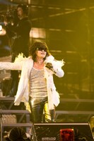 ToshI（写真は8月14日の公演より）