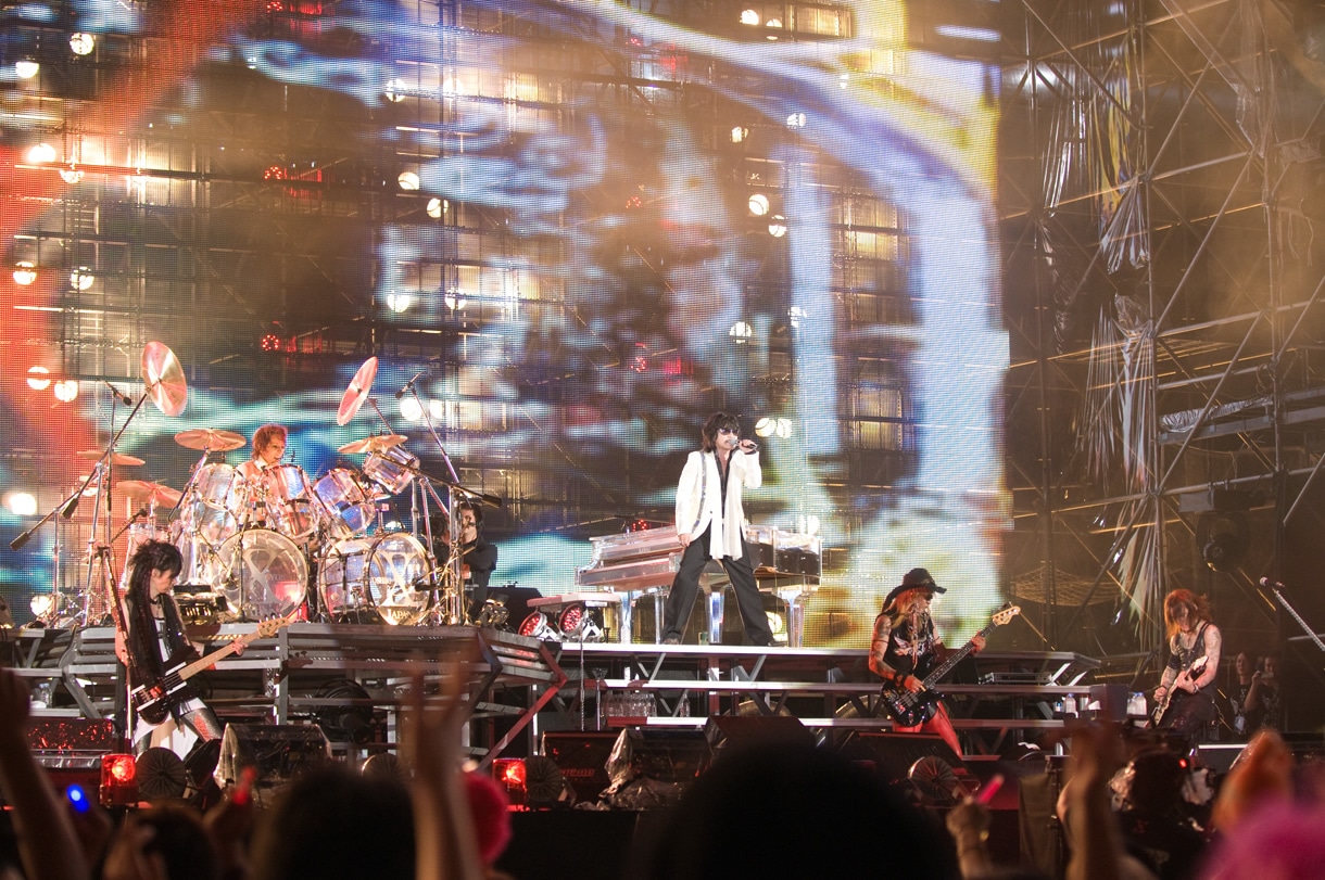 ライブの様子（写真は8月14日の公演より）
