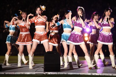 SKE48は今週8月16日にチームKII、17日にチームSが大阪で劇場外公演を行ったばかり。同公演中には、10月17日に兵庫・神戸国際会館こくさいホールで単独コンサートを行うことも発表された。