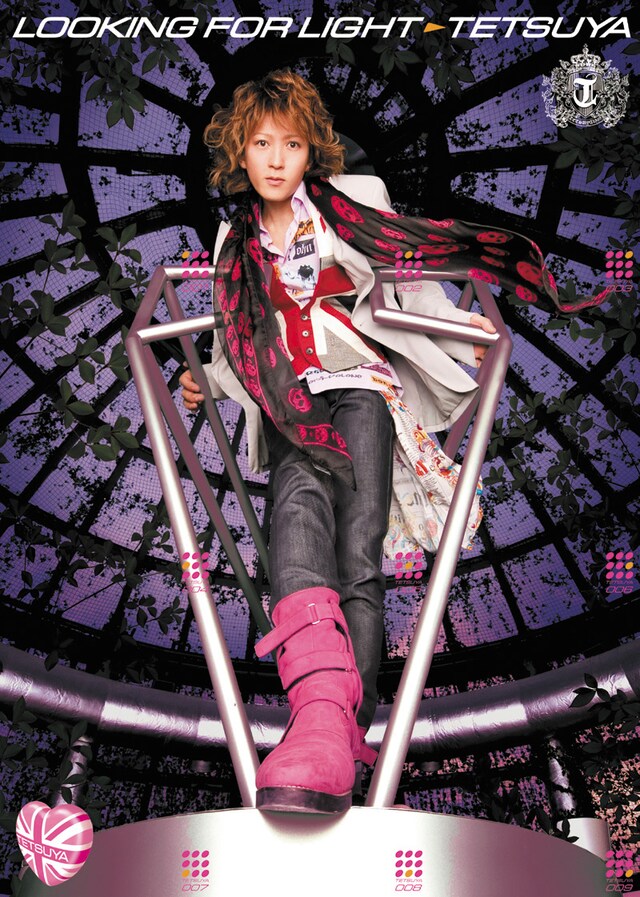 9種類のカードの裏面を並べるとスペシャルフォトが完成する。