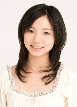 入来茉里