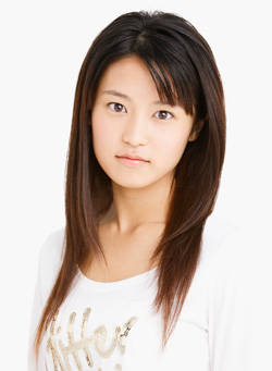 小島瑠璃子