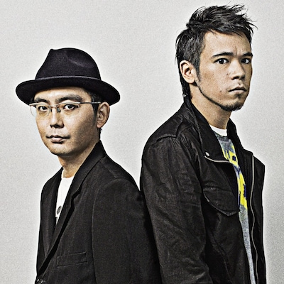 Kimonos（写真左から向井秀徳、LEO今井）