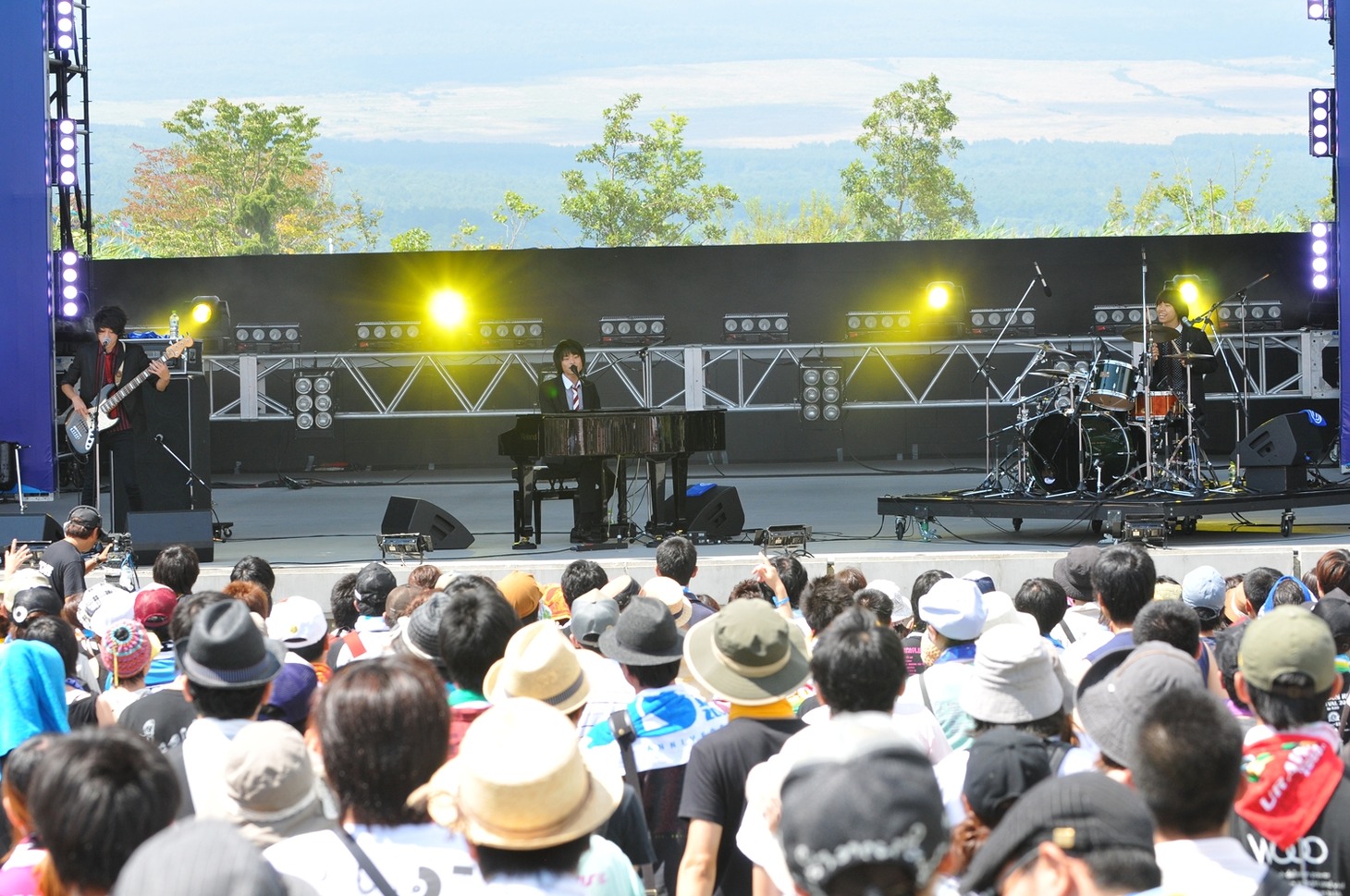 WEAVER
