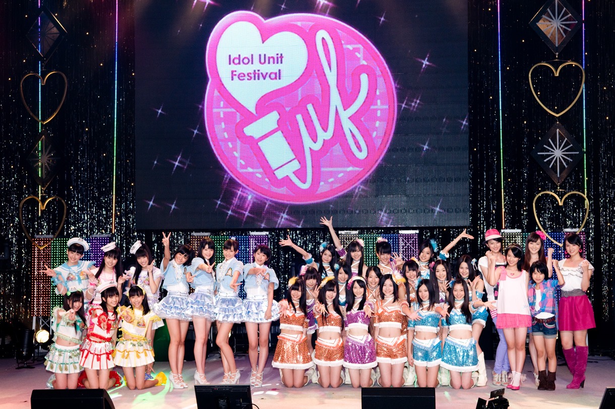約3時間にわたる今回のイベントでは、4組によるセッションも実現。