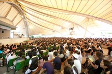 「“Kenとふれあおう！ in 東武動物公園”（花火もみれます）」の会場風景。