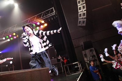 写真は8月28日のピコのライブ。「Story」「セピア」「飴か夢」はもちろん、12月リリースのシングル曲もいち早く披露された。