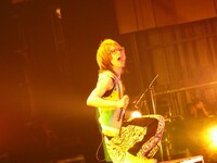 写真は渋谷C.C.Lemonホール公演の模様。