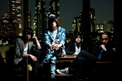 The Mirrazは9月8日にニューアルバム「TOP OF THE FUCK'N WORLD」をリリースする。