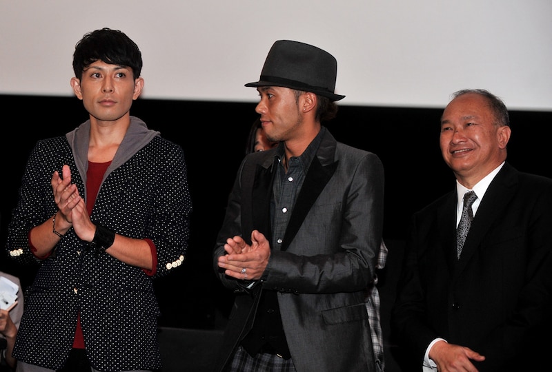 試写会での1シーン。主題歌「a better tomorrow」は10月20日リリースのシングル「Keep Your Love」にボーナストラックとして収録される。