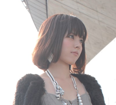 オフィシャルサイト、ブログ、Twitterが相次いでオープンしているNIKIIE。耳の早い音楽ファンは早速チェックしておこう。