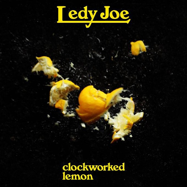 LEDY JOEの1stアルバム「clockworked lemon」のジャケット。