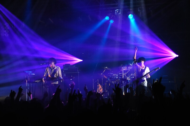 「SCIENCE ROCK」で熱演を繰り広げるavengers in sci-fi。