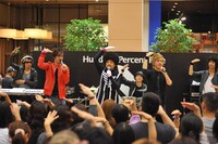 Hundred Percent Freeとパパイヤ鈴木。