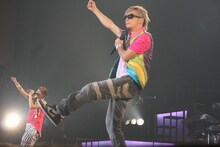 mihimaru GTは、9月22日にツアーの横浜アリーナ公演の模様を収録したライブDVDと、ビデオクリップ集をリリースしたばかり。