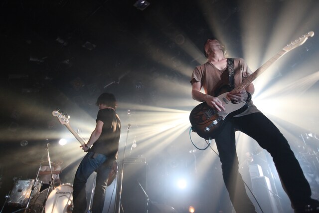 9月18日に東京・渋谷CLUB QUATTROで行われたte'のツアーファイナルの模様。