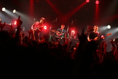 秋は「DP SUMMIT」以外にも、さまざまなバンドの対バンゲストとしてライブを実施する。