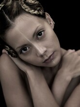 9月22日にリリースしたニューアルバム「RULE」も好評な土屋アンナ。