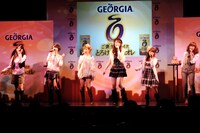 長年ともに活動した仲だけに、メンバーのチームワークは抜群。