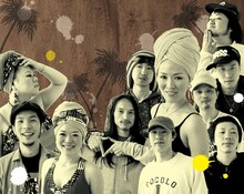 写真右側のターバンを巻いた女性がmai。