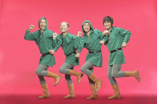 最新アーティスト写真では前回に引き続きコスプレを披露している怒髪天メンバー。4人のおちゃめな表情にも注目。