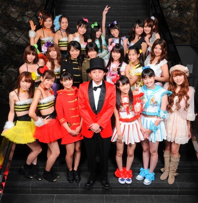 視聴者もあしながおじさんの1人となって、アイドル育成に参加することができる「アイドルちん」。（C）アイドルちん制作委員会