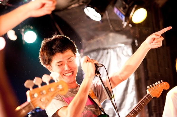 この日のライブのダブルアンコールではインディーズ時代からの名曲「Nap'in Pop！」を披露。笑顔のうちに幕が閉じられた。