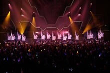 「会いたかった」を披露するSKE48第4期生。(C)SKE48