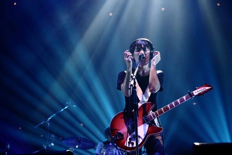 山口はアンコールで「チームサカナクションは本当に優秀で。こういう風に（自分達の音楽を）表現できて感無量です。また武道館でやるわ」と宣言した。