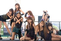 「エロスのトリガー」を歌うSDN48アンダーガールズA。