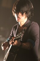 光村龍哉（Vo,G）