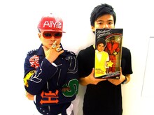 これまで80本以上の客演経験があるVERBAL（写真左）だが、ソロ名義の楽曲がドラマでオンエアされるのはこれが初めて。