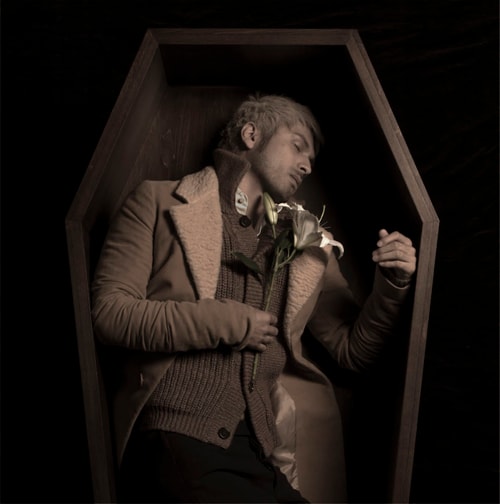 ニューシングル「アイシテル」ジャケット。