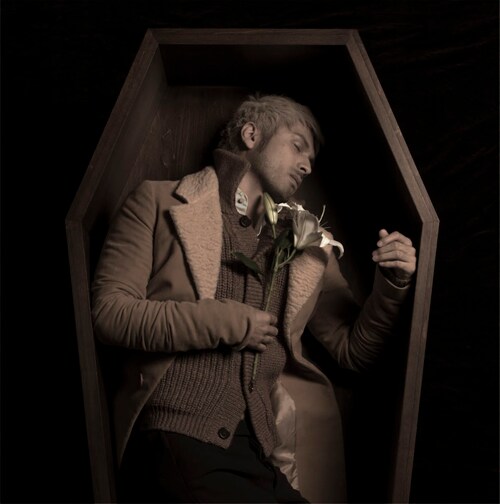 ニューシングル「アイシテル」ジャケット。