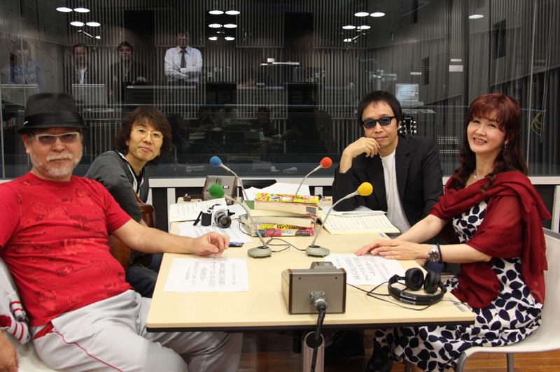 写真は「坂崎幸之助と吉田拓郎のオールナイトニッポンGOLD」10月18日放送分収録時の様子。番組は毎週月曜22:00よりオンエア。