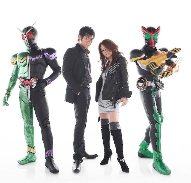 写真は左から仮面ライダーW、吉川晃司、大黒摩季、仮面ライダーオーズ。