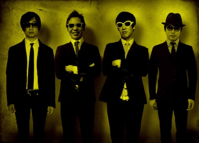 TV MURDERS（写真左からアヒト・イナザワ、ヒダカトオル、カジヒデキ、堂島孝平）