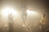 オリジナルメンバーでライブを行ったsmorgas。