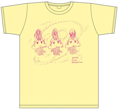 写真は「COSMOS vs ALIEN」オリジナルTシャツのサンプル画像。