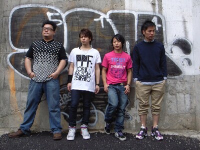 Fed MUSICオフィシャルサイトではオリジナル楽曲「I FED NEW SHIT」をmp3、WAVの2フォーマットで無料配信中。