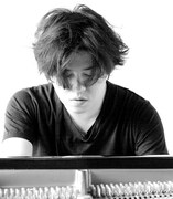 渋谷慶一郎、石橋英子、スガダイローが個性派ピアノ競演