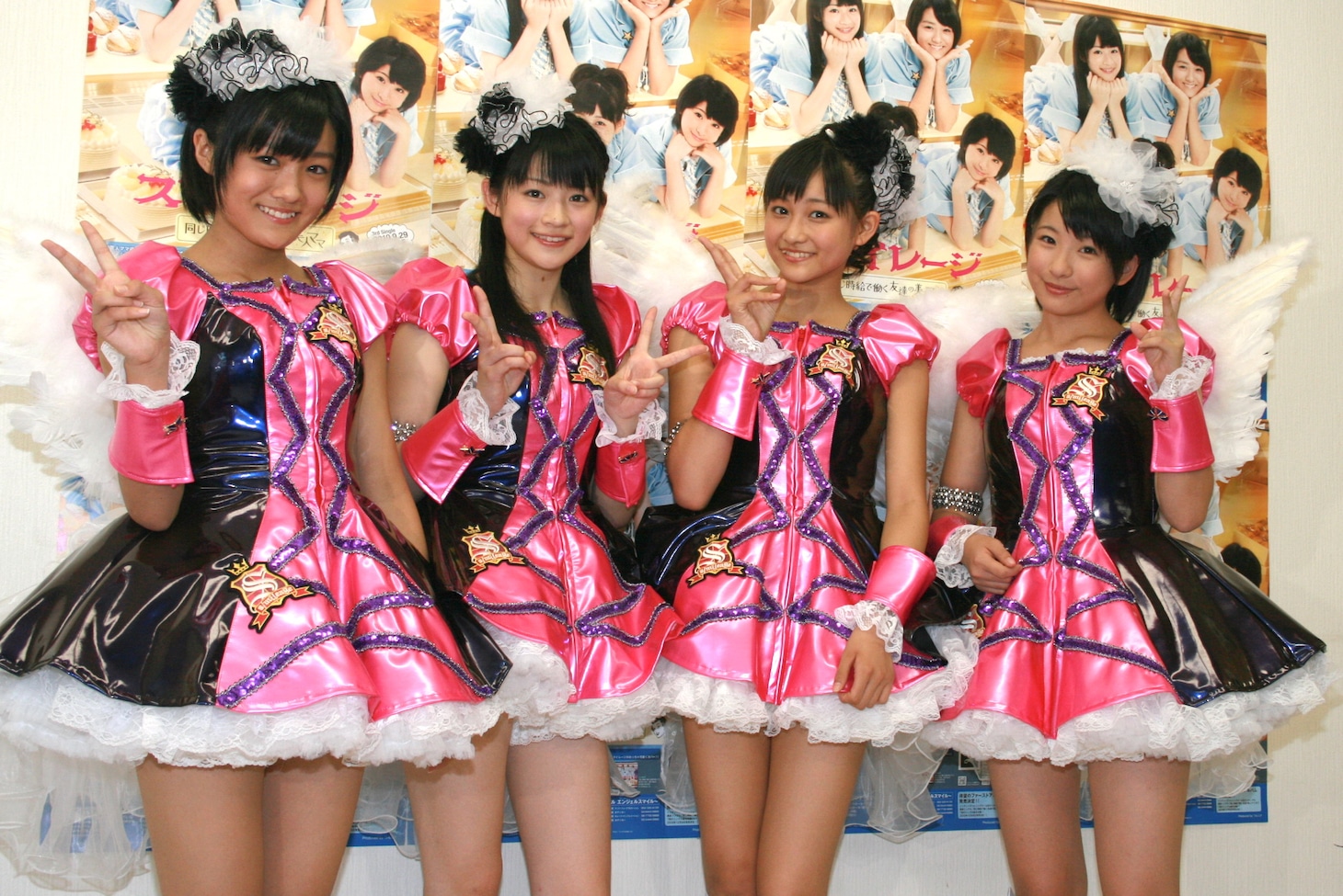 今週の人気の画像7位は「スマイレージ東京初単独ライブで天使と悪魔の笑顔全開」より、スマイレージ。