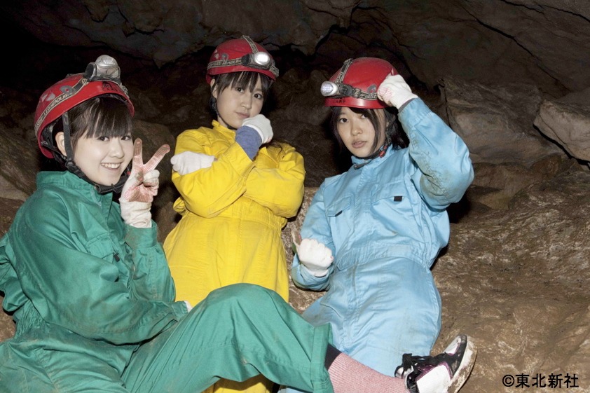 自称“ヘタレチーム”の佐藤（写真左）、小森（中央）、指原（右）の3人。