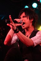 左迅（Vo） （写真：平沼久奈）