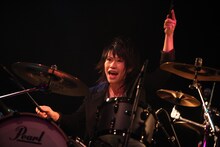 Яyo（Dr） （写真：平沼久奈）