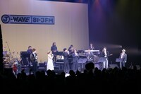 出演者全員でのアンコールセッションの様子。