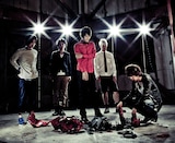 serial TV drama(写真)は今後もこのカバー曲に関する企画を展開予定。