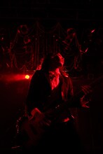 愁（B） （写真：平沼久奈）