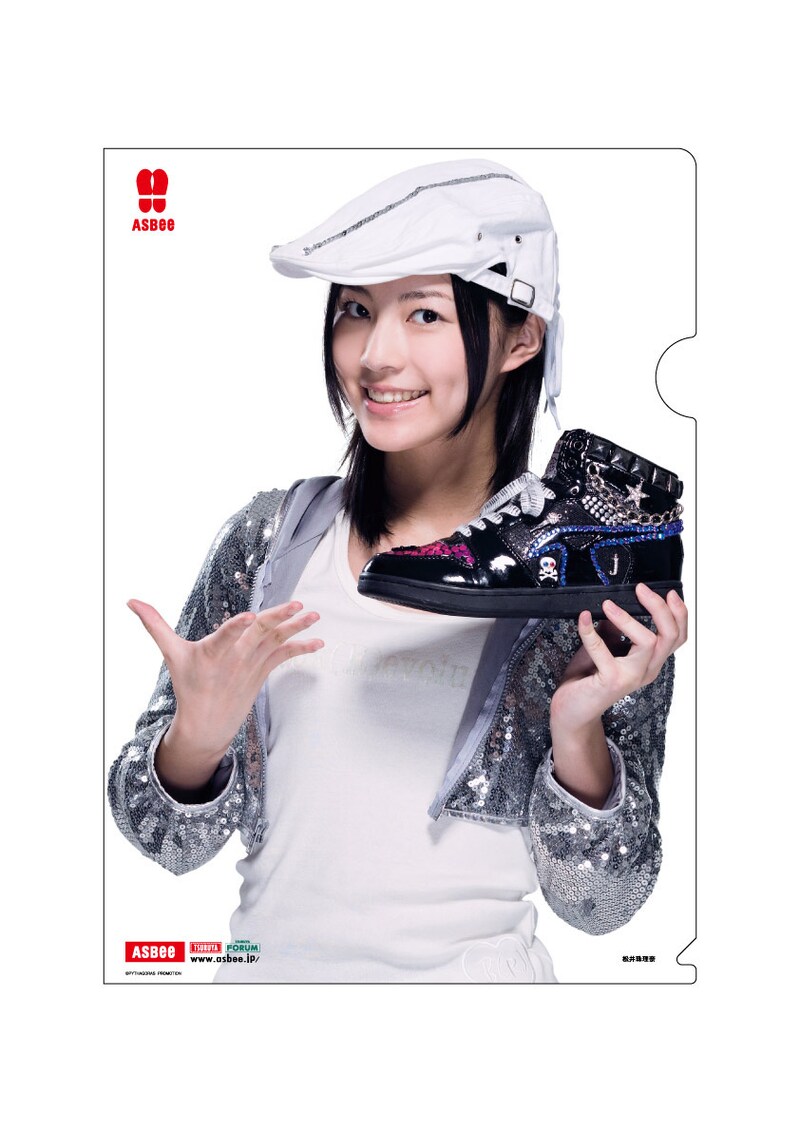 SKE48オリジナルクリアファイル（絵柄は松井珠理奈）。(C)SKE48