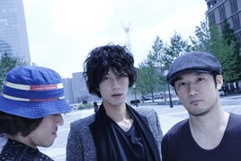 GRAPEVINEのJ-WAVEスタジオライブをUstreamで生中継